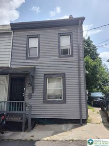 38 S Raspberry St, Easton, PA, 18042