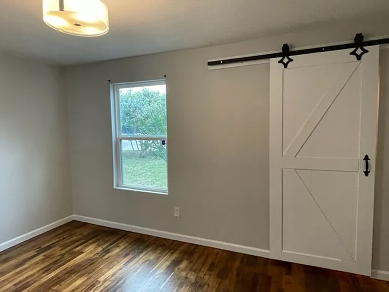 2804 Cedar Park Blvd — Photo 11