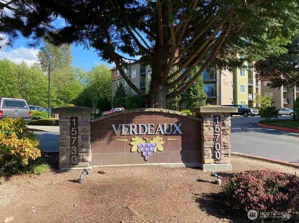 15700 116th Ave NE #204, Bothell, WA 98011