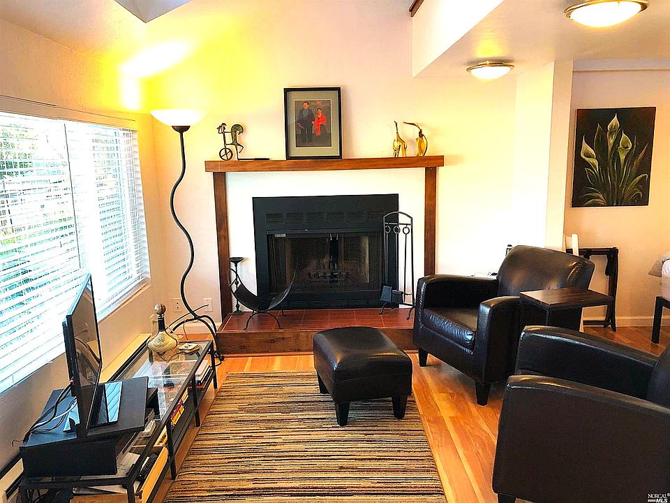 1st image of 2371 Vista Del Mar Ln