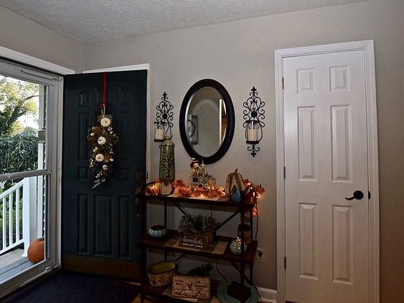 4th image of 1000 Norwood Ave