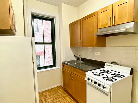 Rented by City & Suburban | media 5