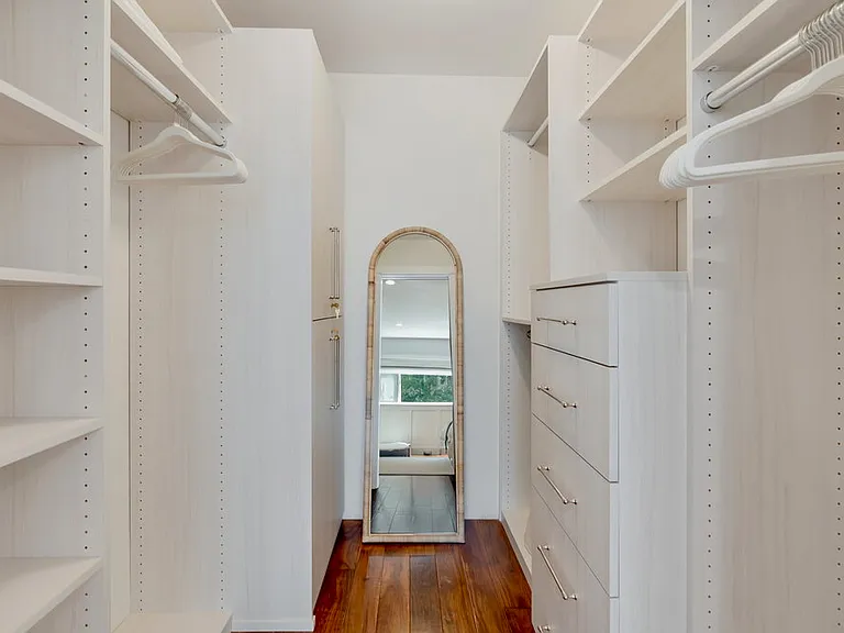 1522 Ynez Pl — Photo 14