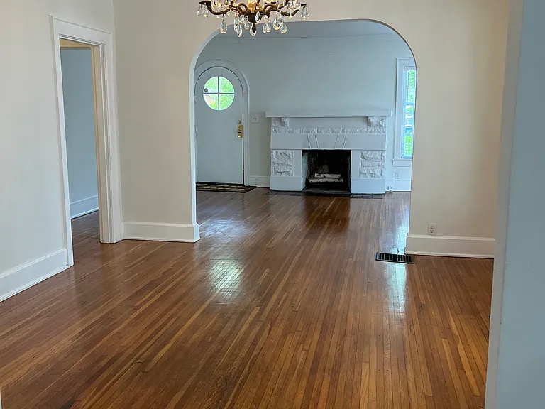 221 Eveningside Dr — Photo 29