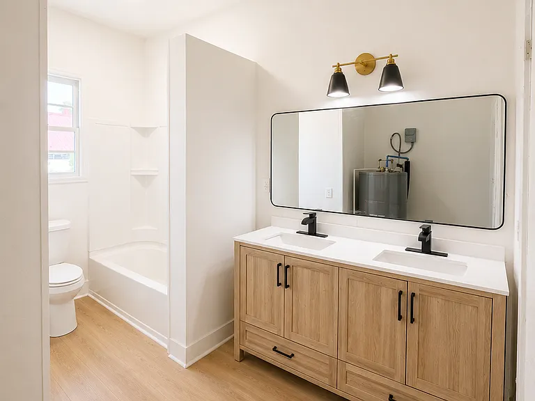910 Highland Ave — Photo 21