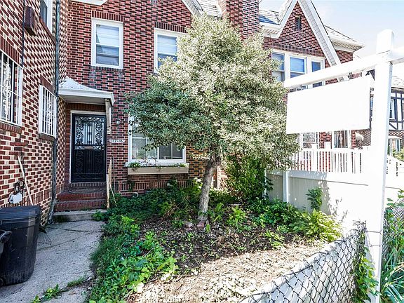2nd image of 11216 Colfax St