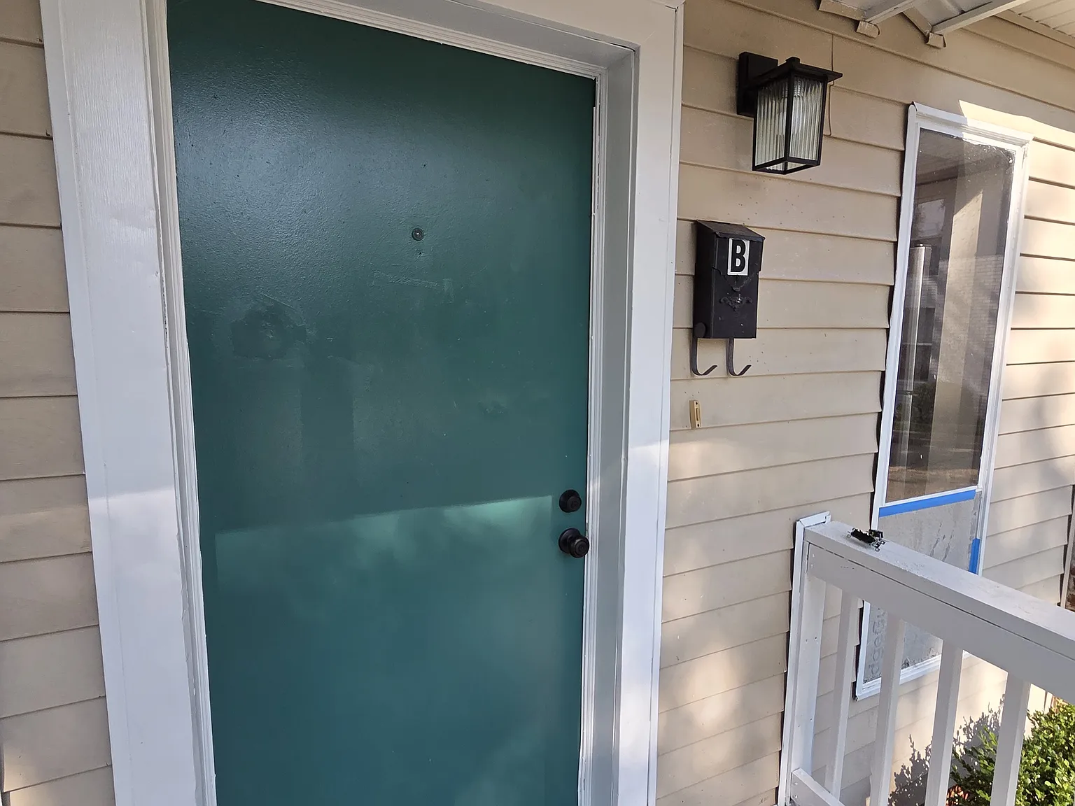 2 bed, 1.5 bath, 1100 sqft, $950 — Photo 2