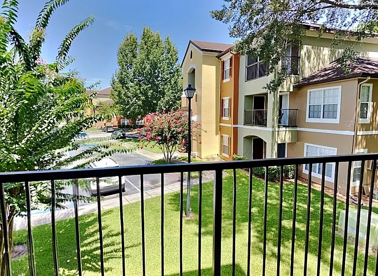 725 Crest Pines Dr #421 — Photo 19