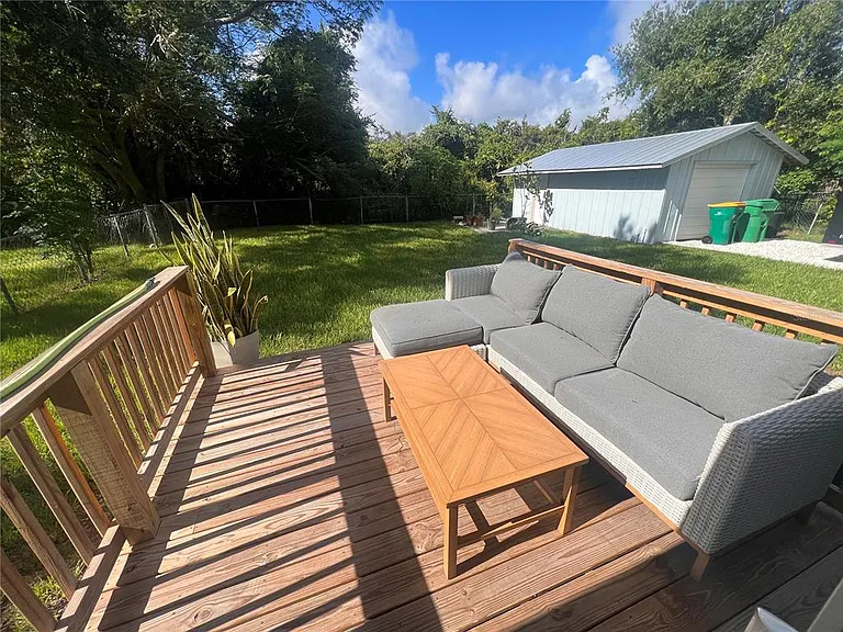 2921 Wilson Ave — Photo 9