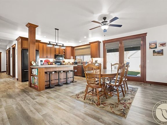 3rd image of 9060 Quest Ave