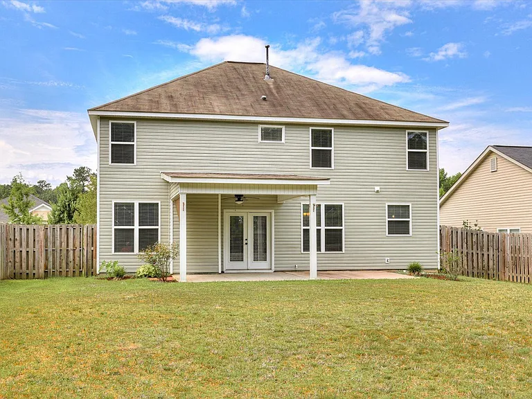 127 Radcliff Dr — Photo 49