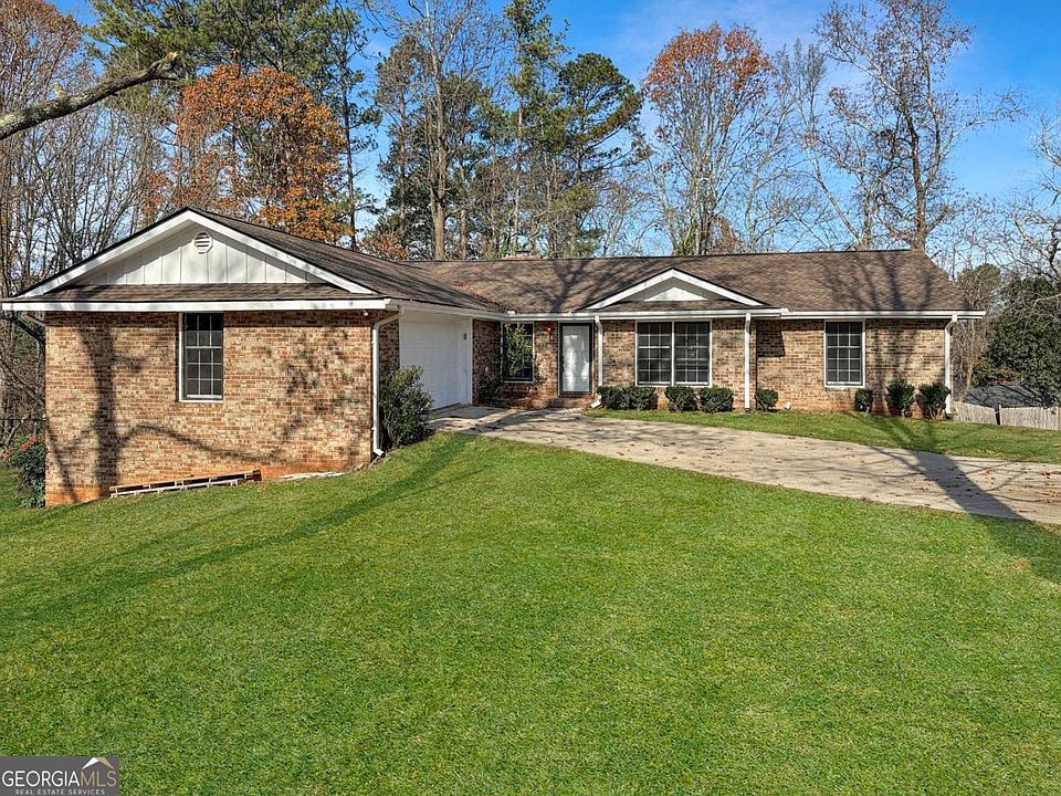 1st image of 4504 Stacey Dr