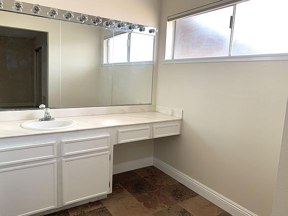 4th image of 7618 Alina Ave