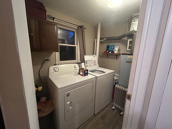 2nd image of 106 Huntington St #1/2