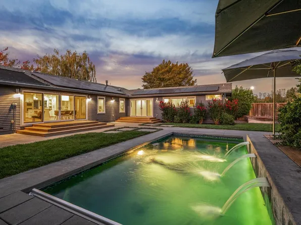 592 Avenue Del Oro, Sonoma, CA 95476