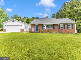 6516 Panorama Dr, Sykesville, MD 21784