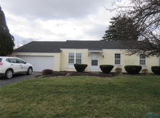 1006 Lakehurst Dr, Northwood, OH 43619
