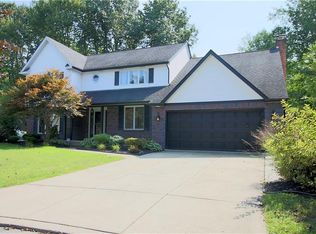 55 Hoviland Ct, Getzville, NY 14068