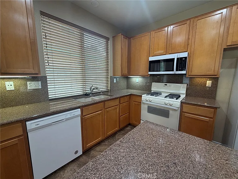7219 Riley Dr — Photo 6