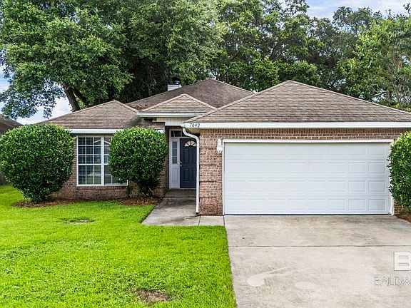 2nd image of 7042 Raintree Ln