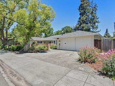 2nd image of 1111 Stanley Way