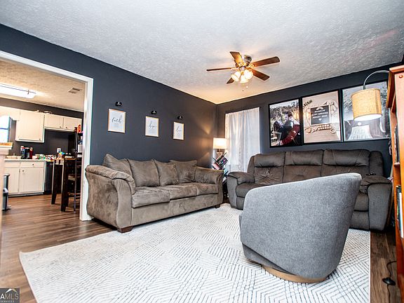 5th image of 110 Driver St