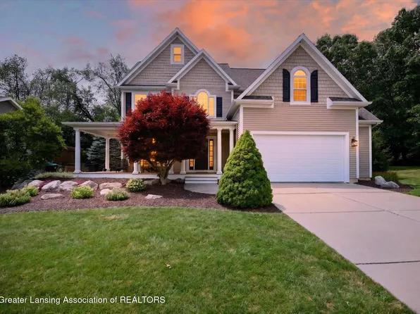 16500 Sanctuary Cir, East Lansing, MI 48823