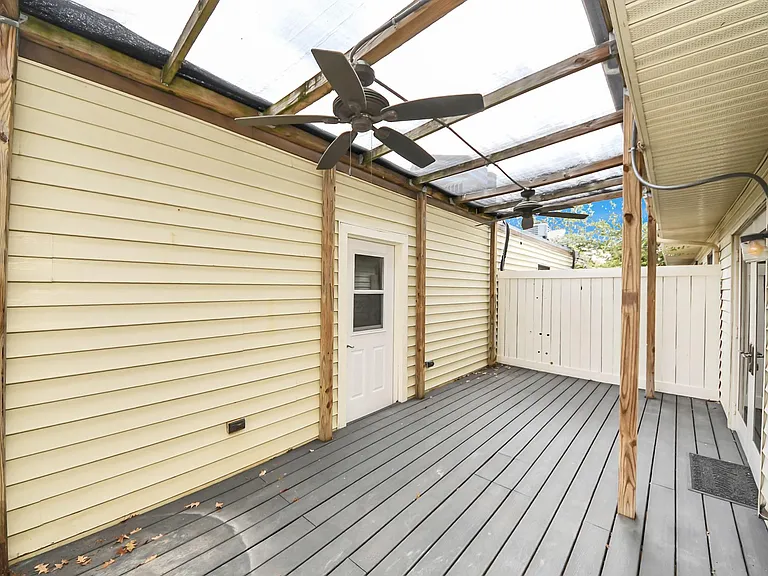2588 Bering Dr — Photo 33