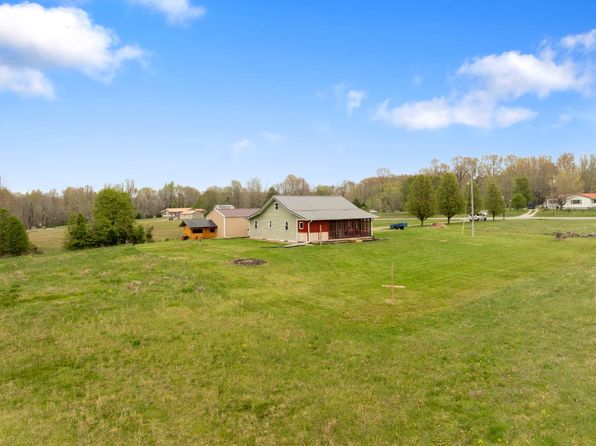 1418 State Route 85 E, Centertown, KY 42328