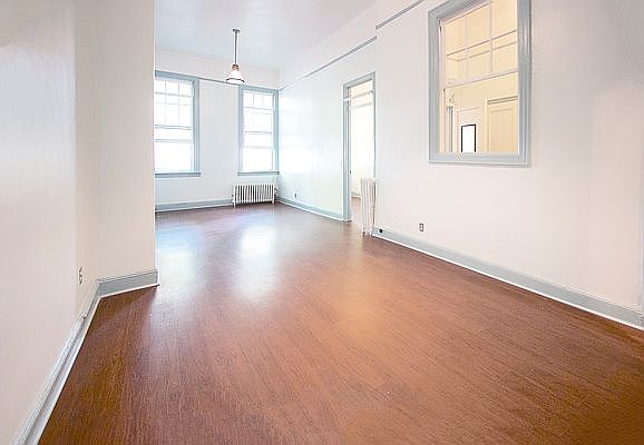 1st image of 457 W 21st St #2B
