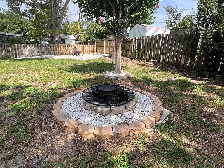 730 Glade Rd — Photo 49