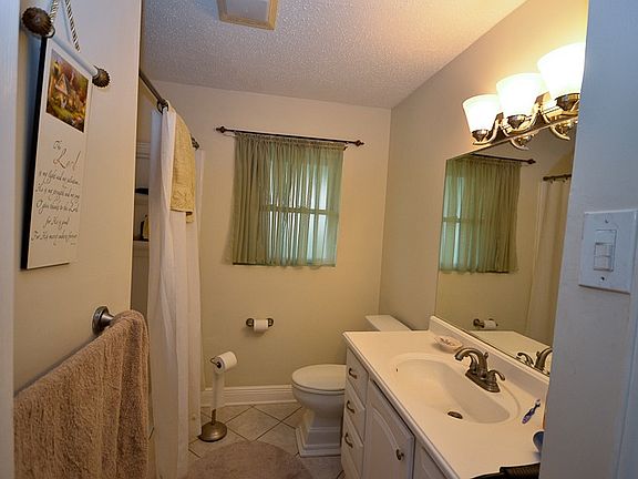 4th image of 3616 Academy Dr