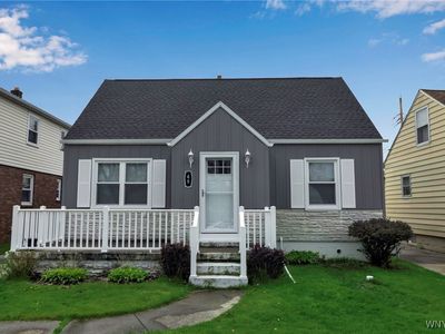 49 Central Blvd, Cheektowaga, NY, 14225