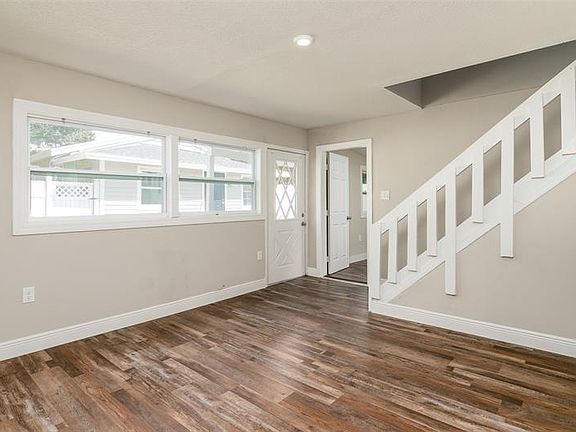 3rd image of 6542 Wayne St #B