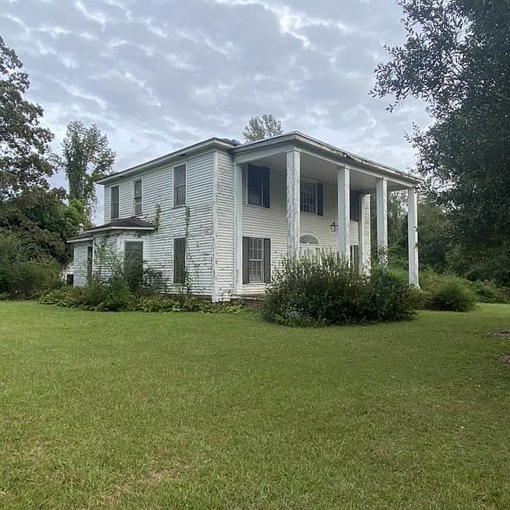 123 N Main St, Hemingway, SC 29554 | Zillow