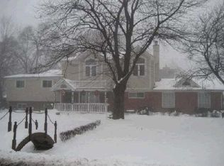 3803 Springdale Ave, Glenview, IL 60025