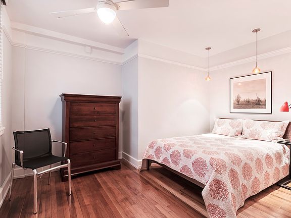 2nd image of 74 W 68th St APT 10E