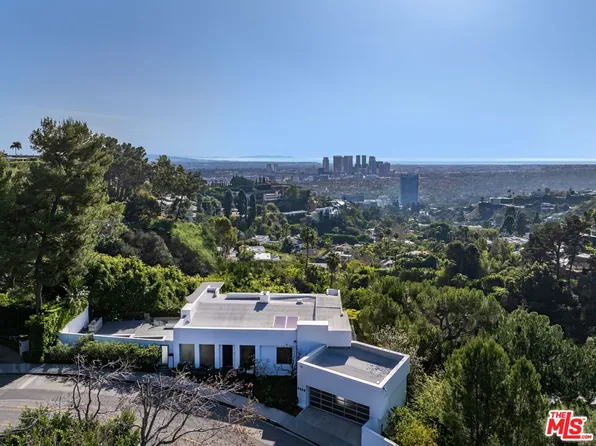 1654 N Doheny Dr, Los Angeles, CA 90069
