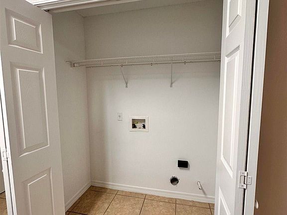 5th image of 4110 Spinnaker Pl