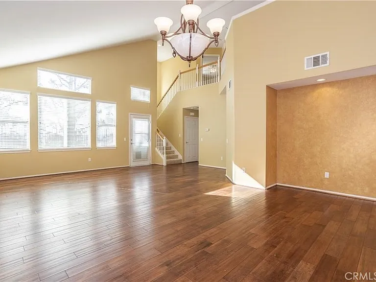 19932 Oakville Ct — Photo 5