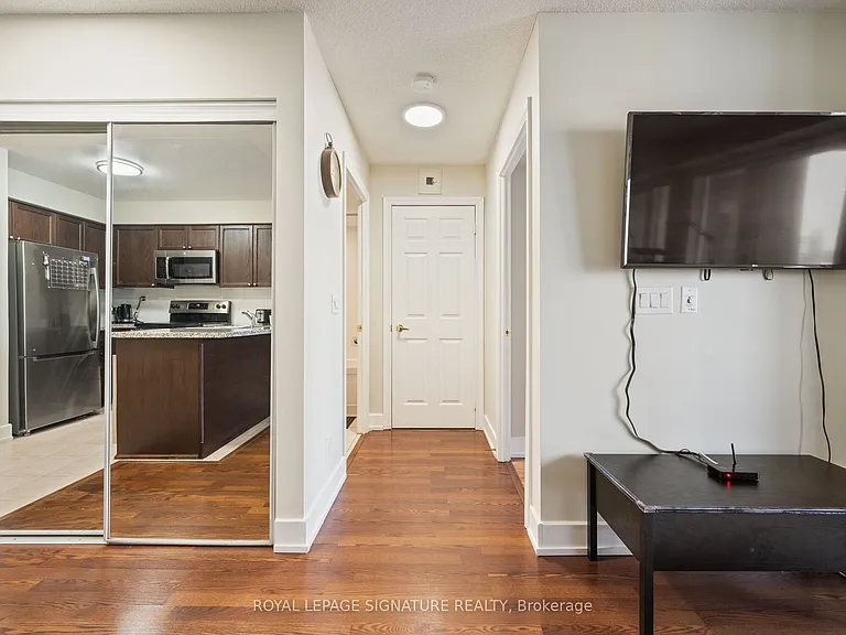 5 Michael Power Pl #901 — Photo 25