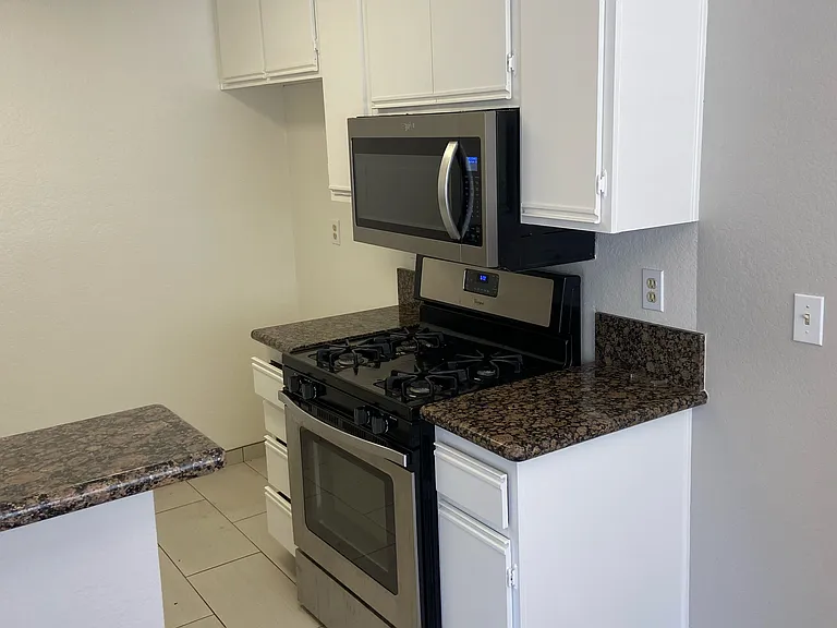 600 N Whitnall Hwy — Photo 13