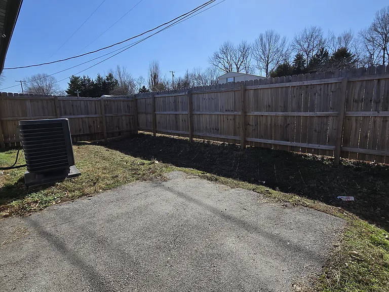 1659 W Crossland St #1659 — Photo 14