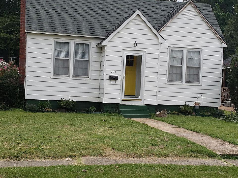 1st image of 224 S 6th St