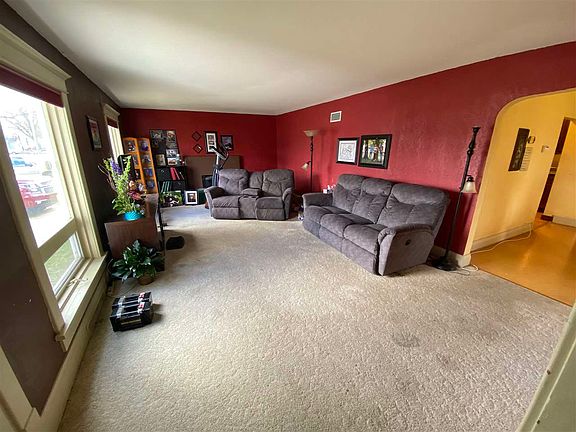 5th image of 109 W B Ave