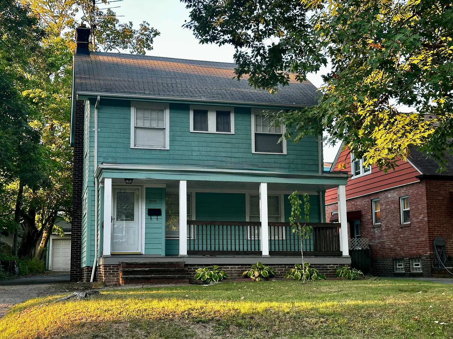 4 bed, 1.5 bath, 1810 sqft, $2,490 — Photo 1