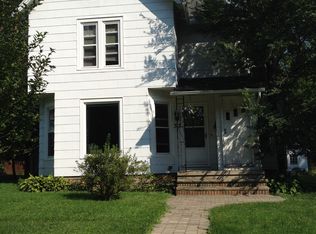 315 South St, Chardon, OH 44024