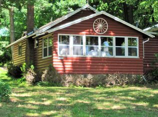 W11826 Oak St., Merrimac, WI 53561