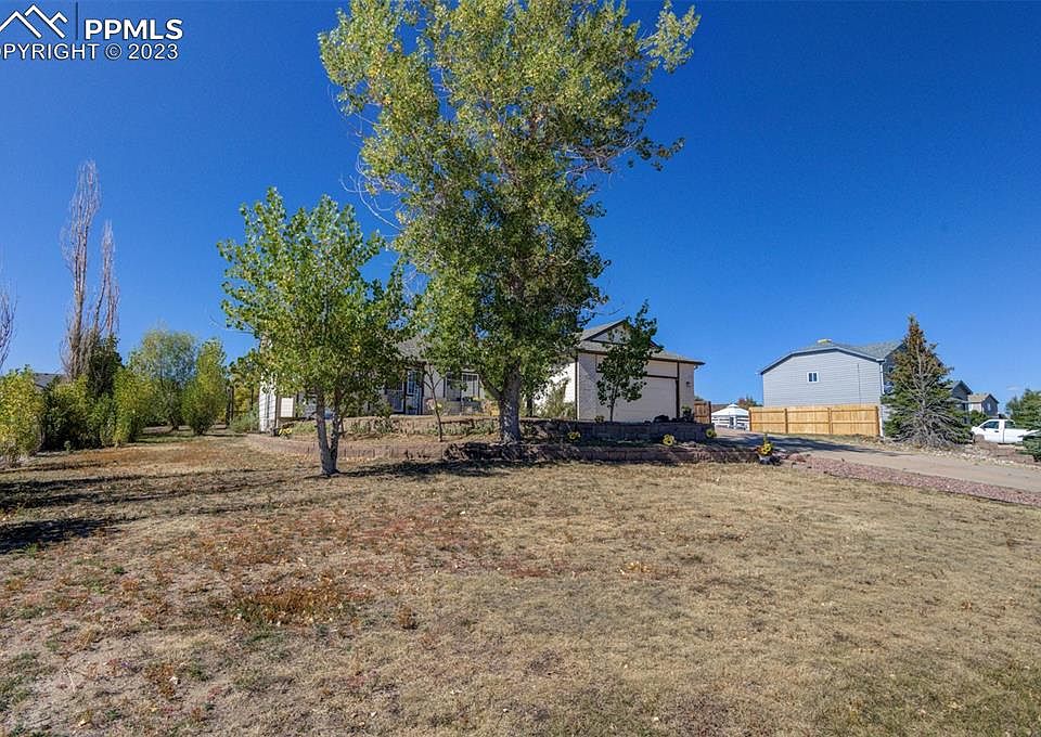 1st image of 9850 Liberty Grove Dr