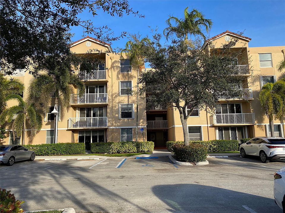 1st image of 519 E Sheridan Street #2042